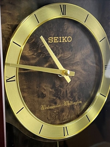 Настенные часы SEIKO QXH067BN с боем и мелодией Настенные часы SEIKO QXH067BN с боем и мелодией