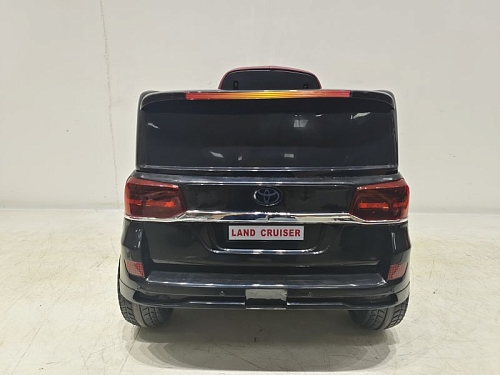 Джип Toyota LC200 2688 Черный Джип Toyota LC200 2688 Черный