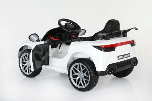 Автомобиль McLaren 600LT 3013 Белый Автомобиль McLaren 600LT 3013 Белый