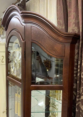 Напольные механические часы-витрина 610-939 (склад) Напольные механические часы-витрина 610-939 (склад)