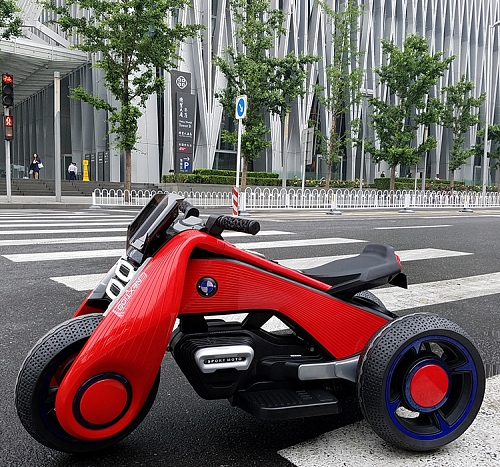Детский электромотоцикл BMW Vision Next 100 Mini (трицикл) - BQD-6199-RED Детский электромотоцикл BMW Vision Next 100 Mini (трицикл) - BQD-6199-RED