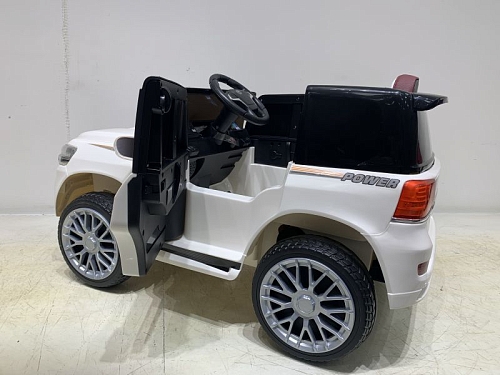 Джип Toyota LC200 2688 Белый Джип Toyota LC200 2688 Белый