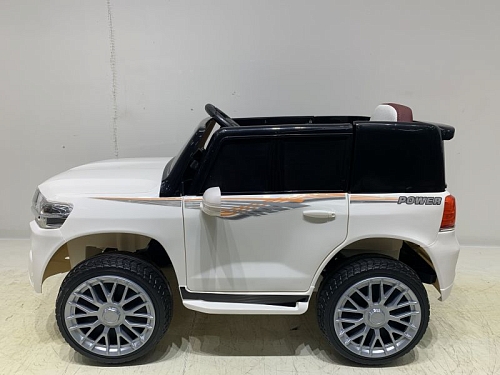 Джип Toyota LC200 2688 Белый Джип Toyota LC200 2688 Белый