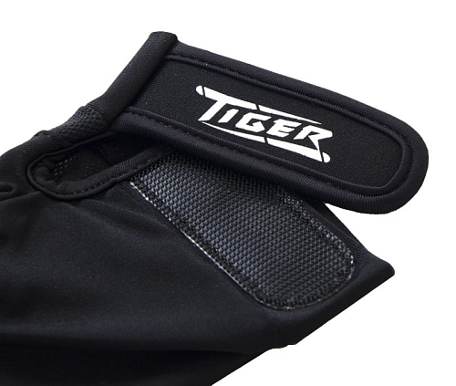 Перчатка бильярдная "Tiger-X" (черная) XL Перчатка бильярдная "Tiger-X" (черная) XL