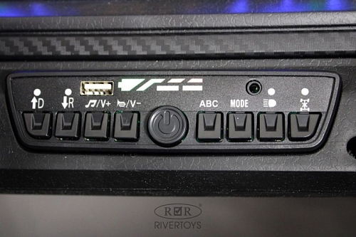 Детский электромобиль Z888ZZ-P черный Детский электромобиль Z888ZZ-P черный