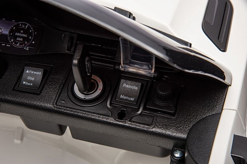 Джип Land Rover Evoque DK-RRE99 Белый Джип Land Rover Evoque DK-RRE99 Белый
